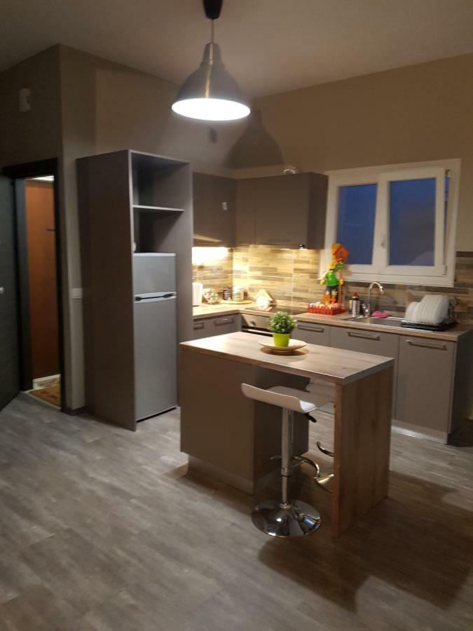 Easy Living B1 Kai B2 Trikala (Thessaly)