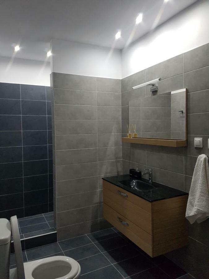 Easy Living B1 Kai B2 Trikala (Thessaly)